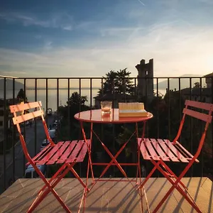 https://la-maison-du-lac-iseo.it-lombardy.com
