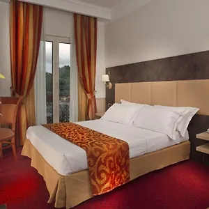 Pinewood 4* Rome