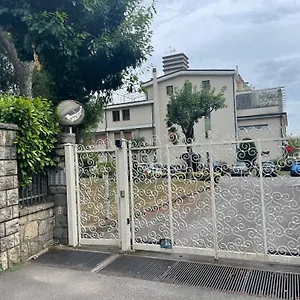 https://la-finestra-sul-lago-predore.it-lombardy.com