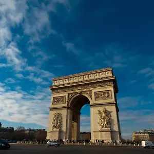 Marmotel Etoile 3* Paris
